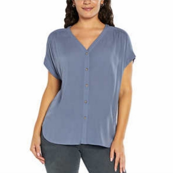 Orvis Tops - New Orvis Women's Size M Button Front Closure Blue Blouse